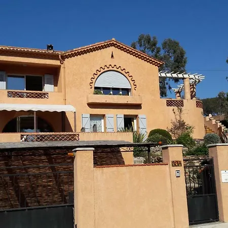 L'ecureuil De L'esterel 4*